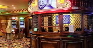 Admiral Casino Akropolis Vilnius: Небольшой слот-холл